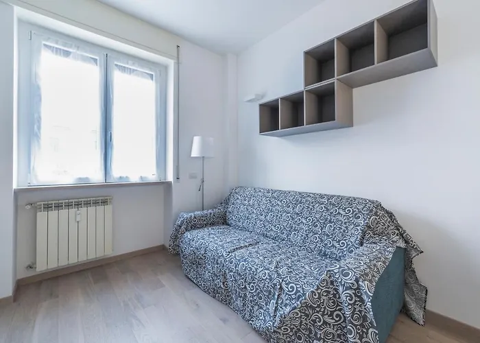 Guesthost - Cosy With Balcony! Apartment Mailand